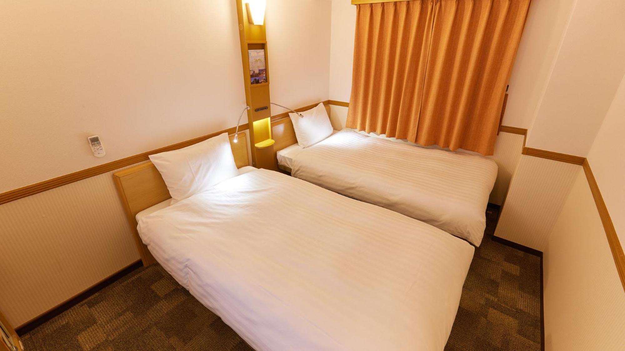 Toyoko Inn Niigata Furumachi Номер фото