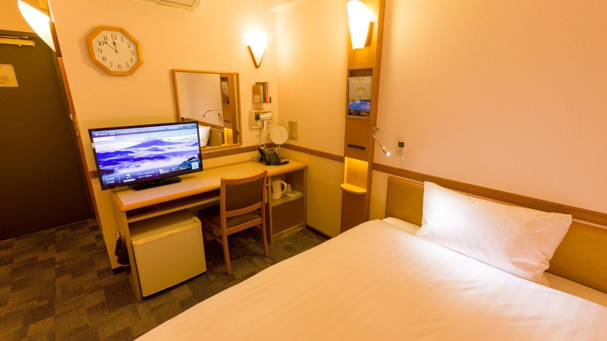 Toyoko Inn Niigata Furumachi Номер фото