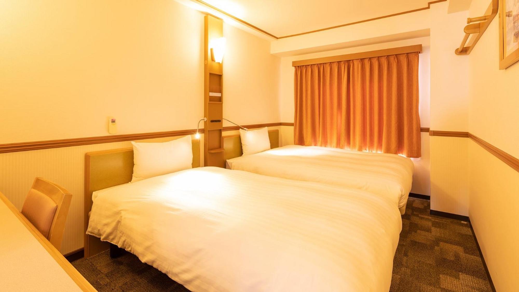 Toyoko Inn Niigata Furumachi Номер фото